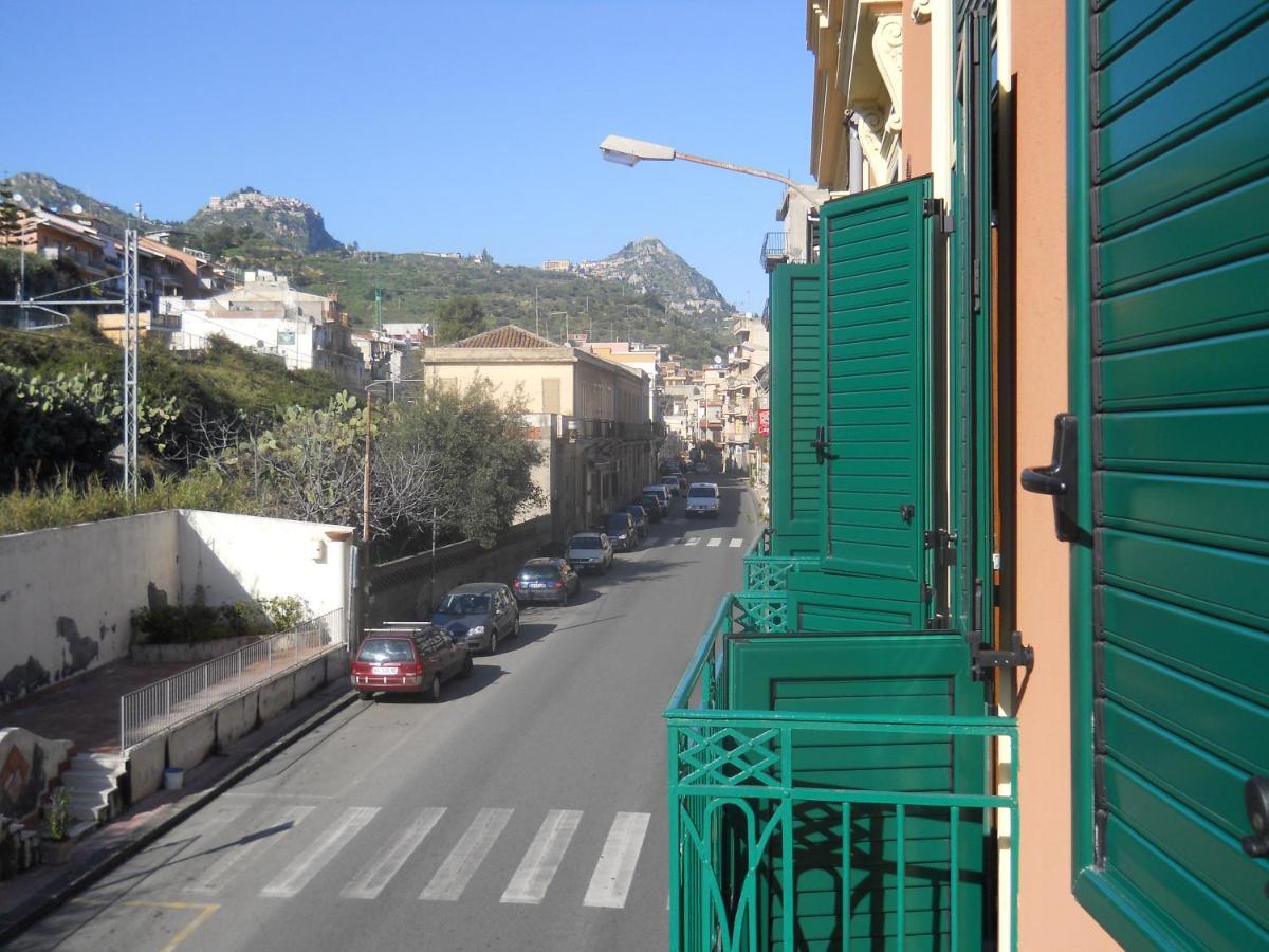 Bed and Breakfast Antico Palazzo Giardini-Naxos Exterior foto